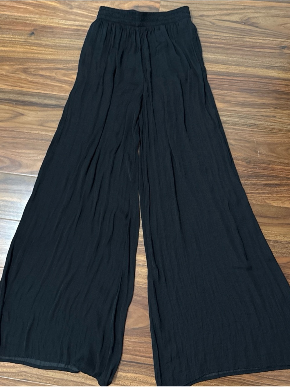 Zara Black Wide-Leg Flowing Pants